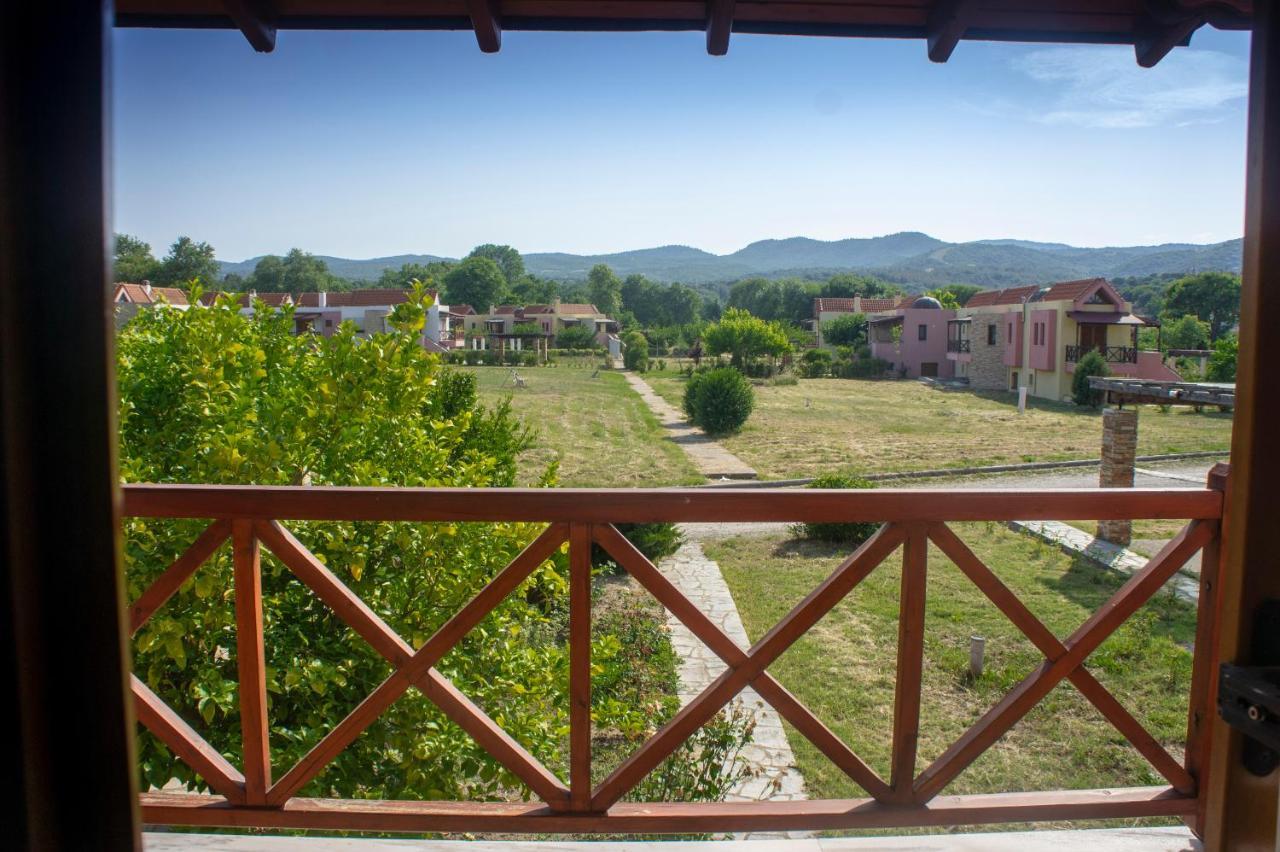 Seaview Maisonette Ierissos Exteriör bild